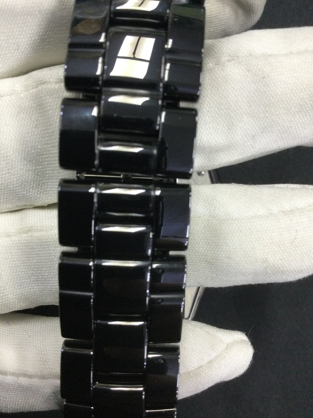 buckle_opened