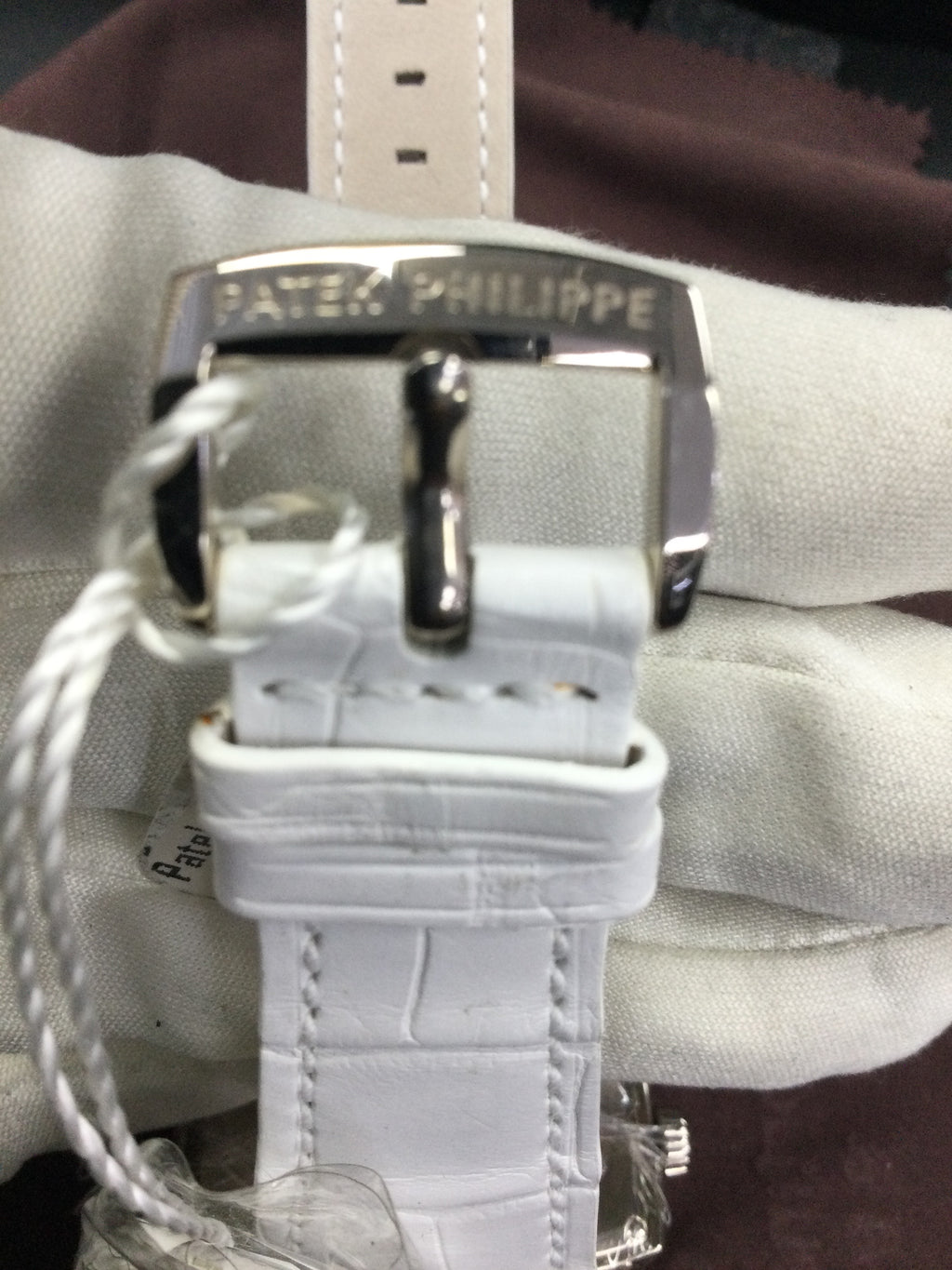 buckle_opened