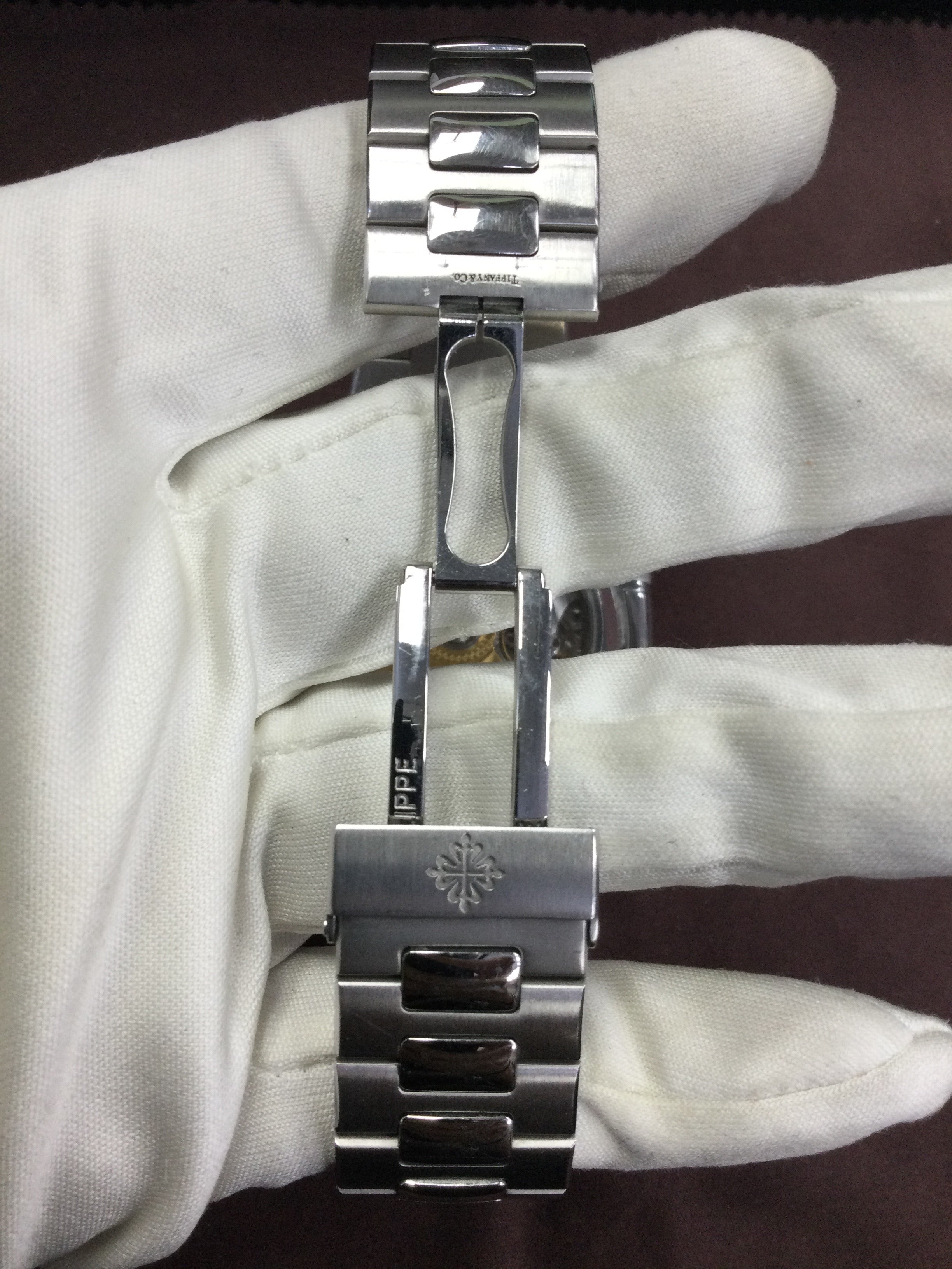 buckle_opened