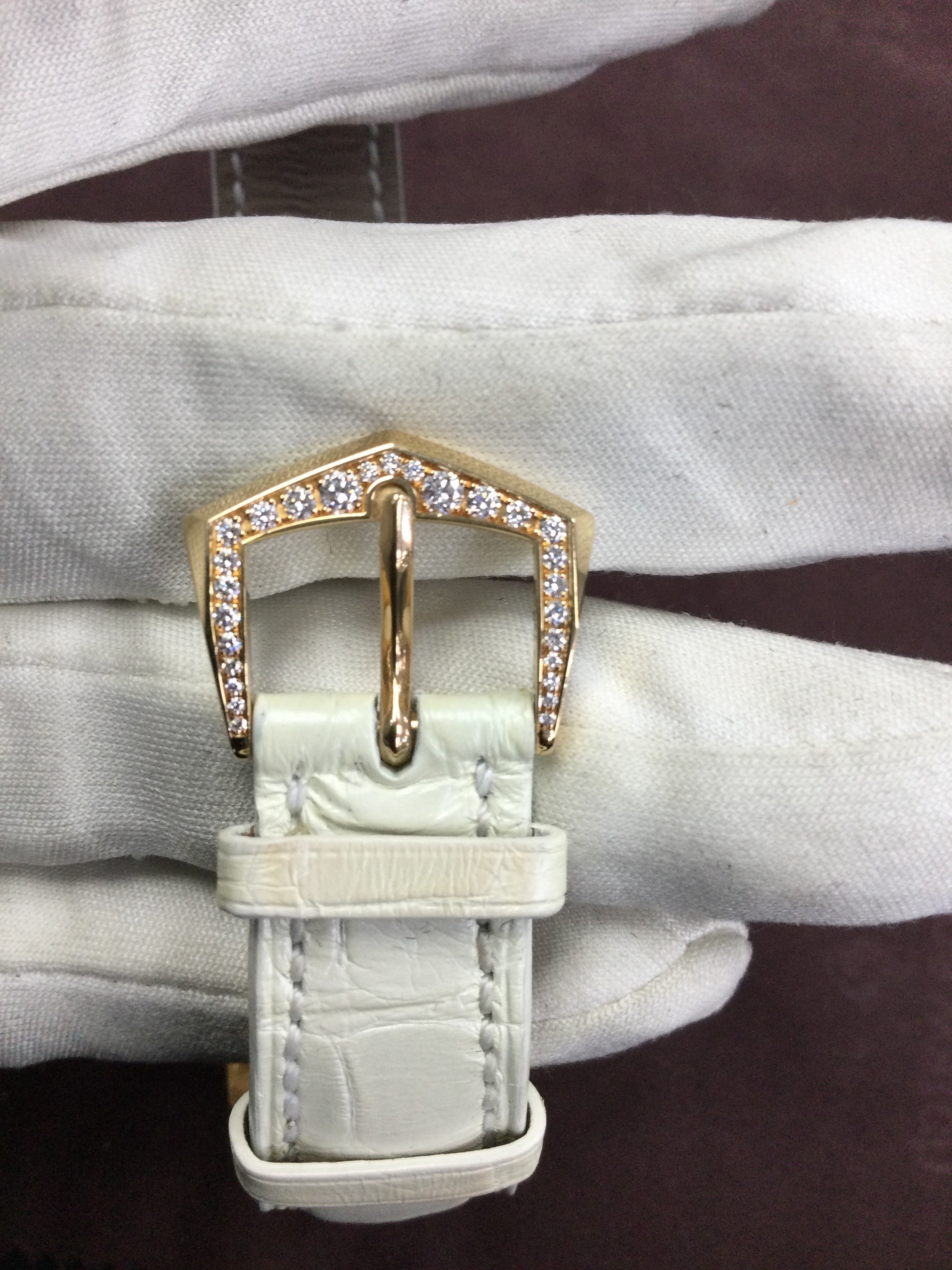 buckle_opened