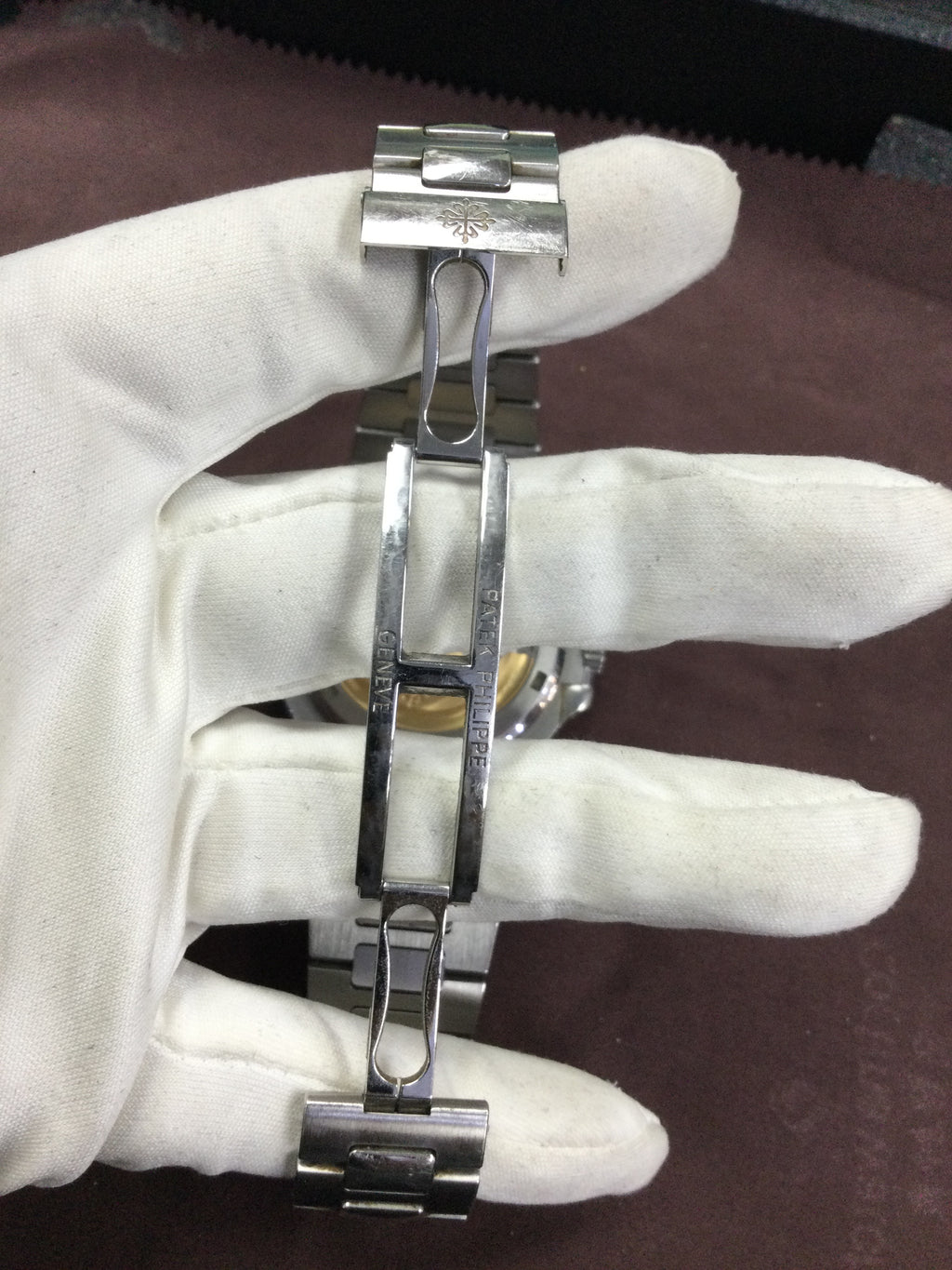 buckle_opened
