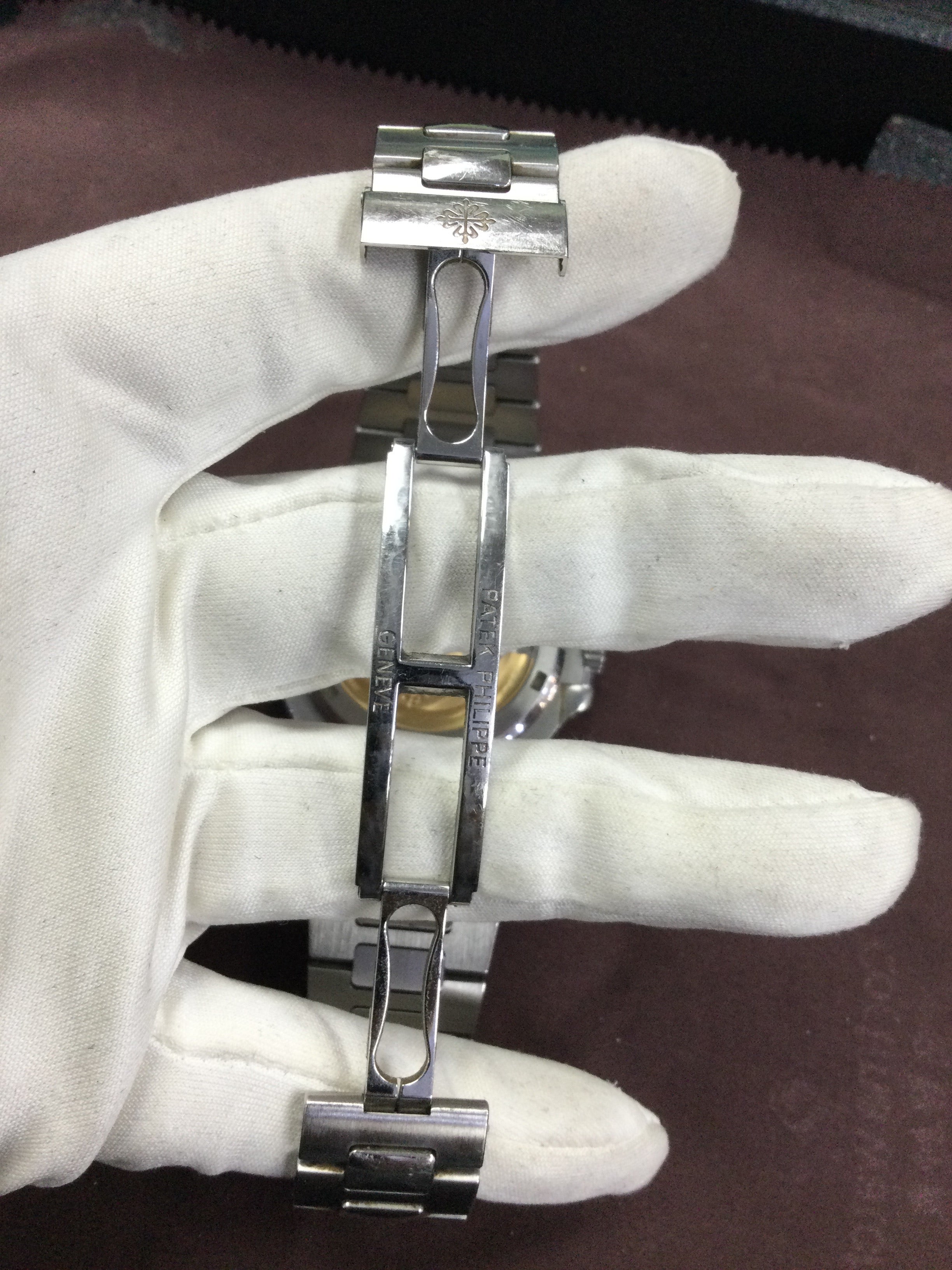 buckle_opened