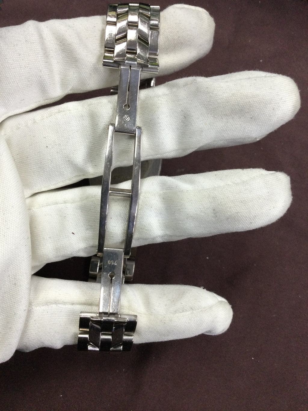 buckle_opened