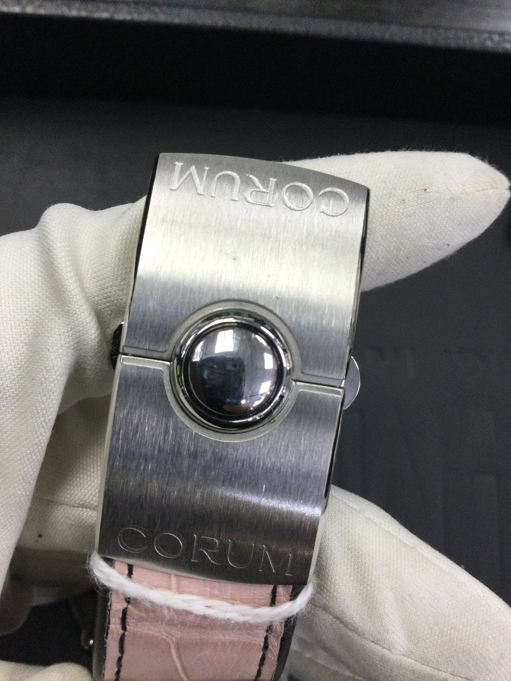 buckle_opened