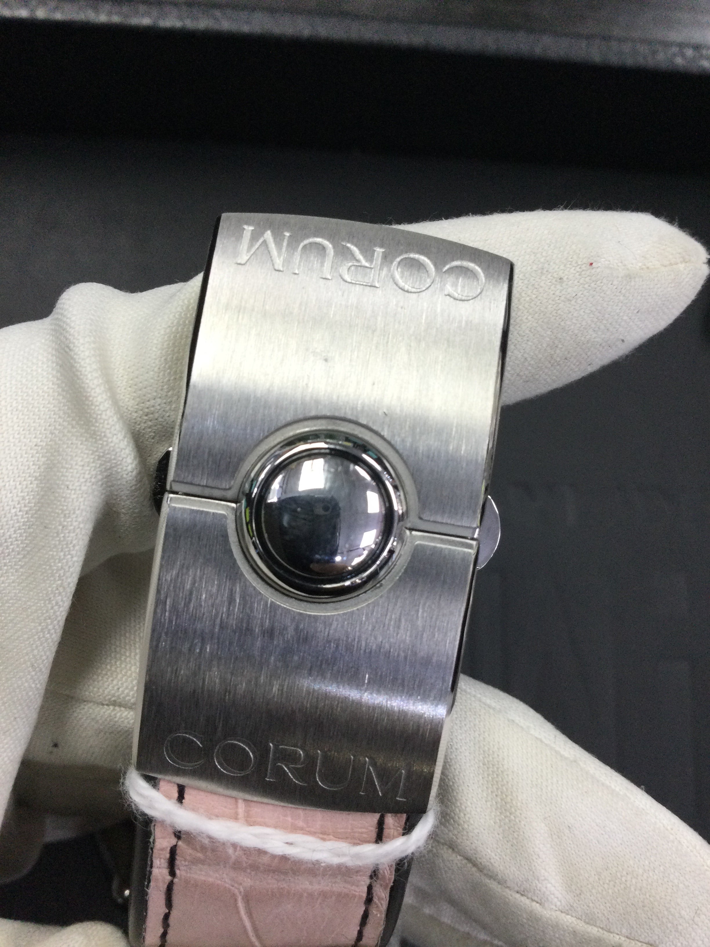 buckle_opened