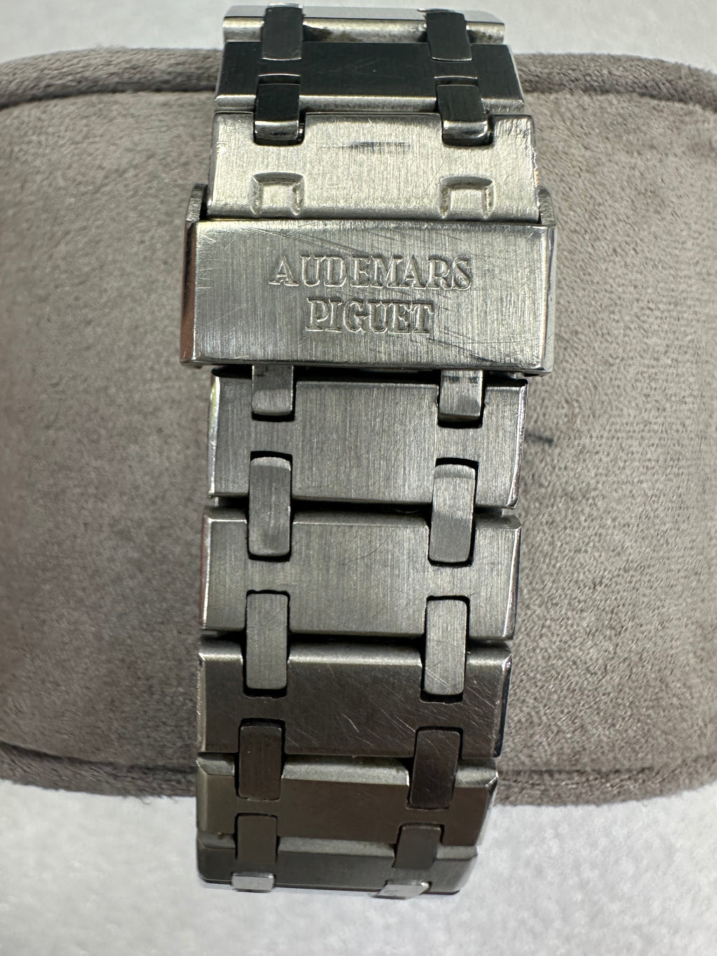 buckle_opened