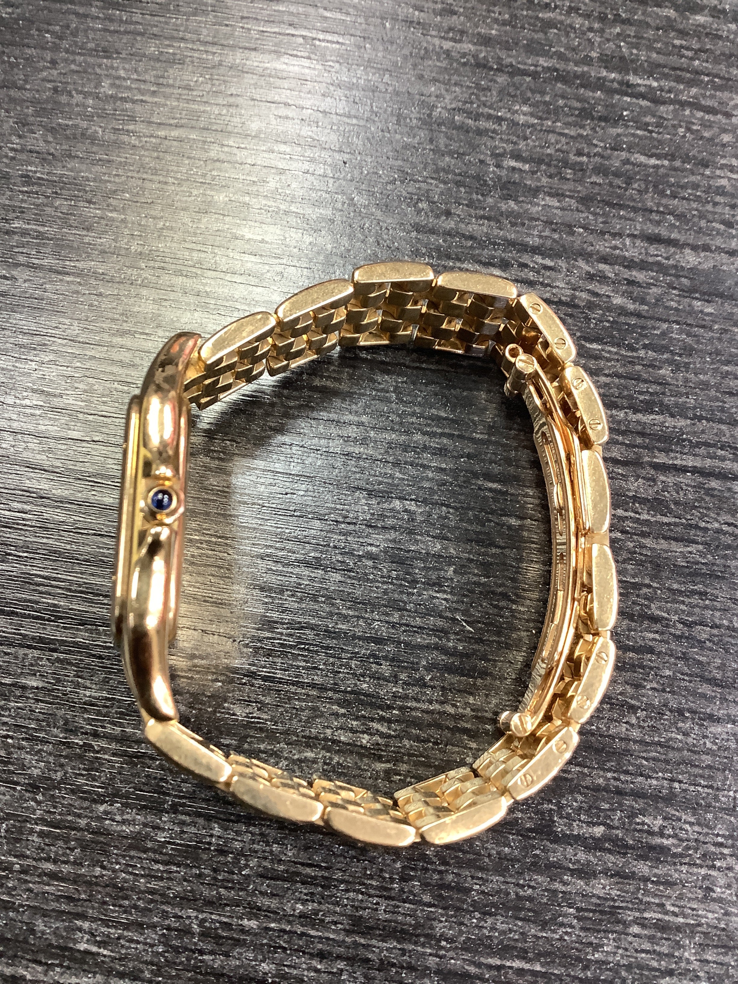 buckle_opened