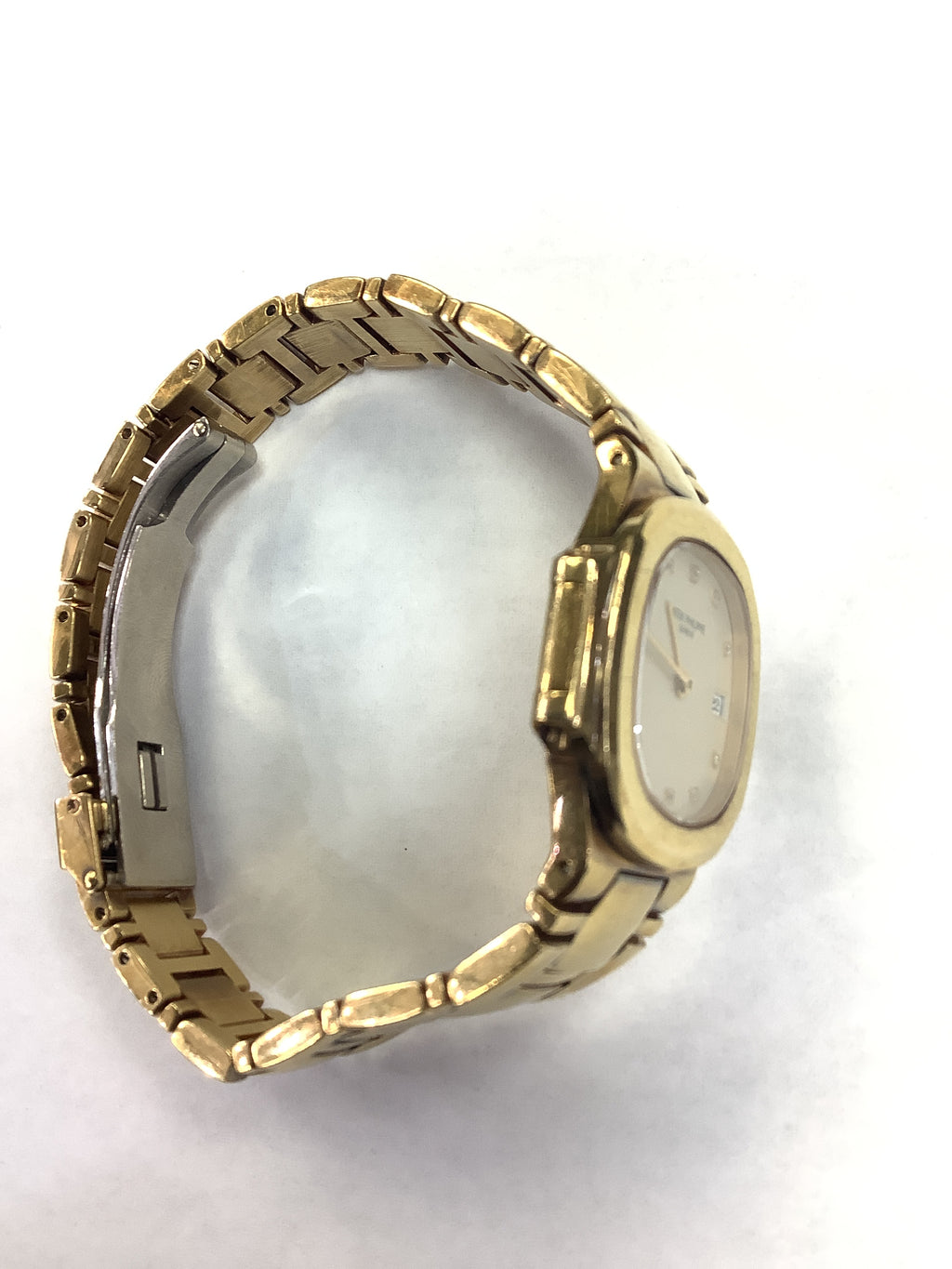 buckle_opened