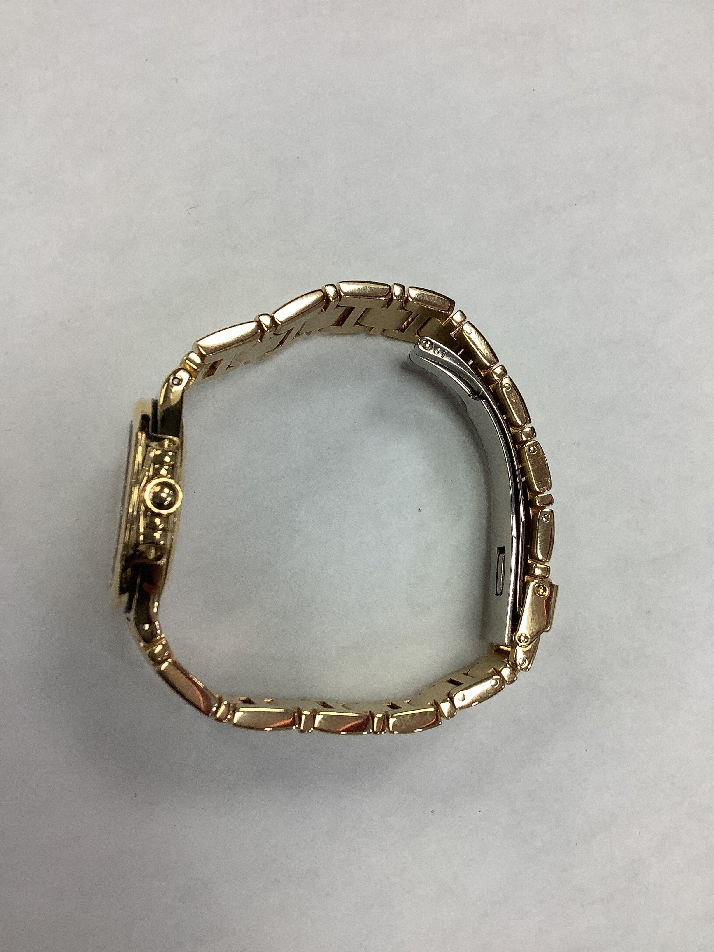 buckle_opened