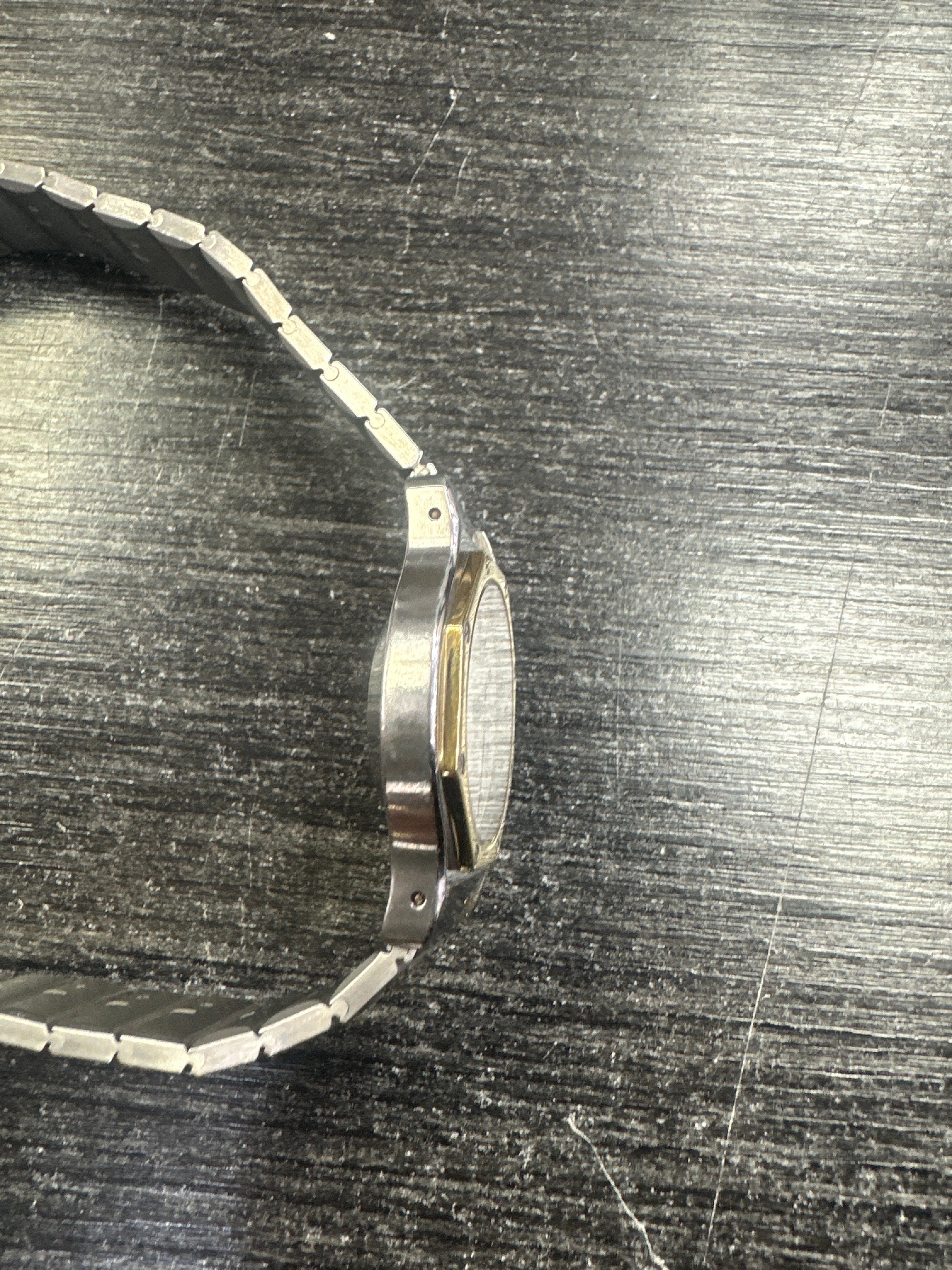 wrist_shot