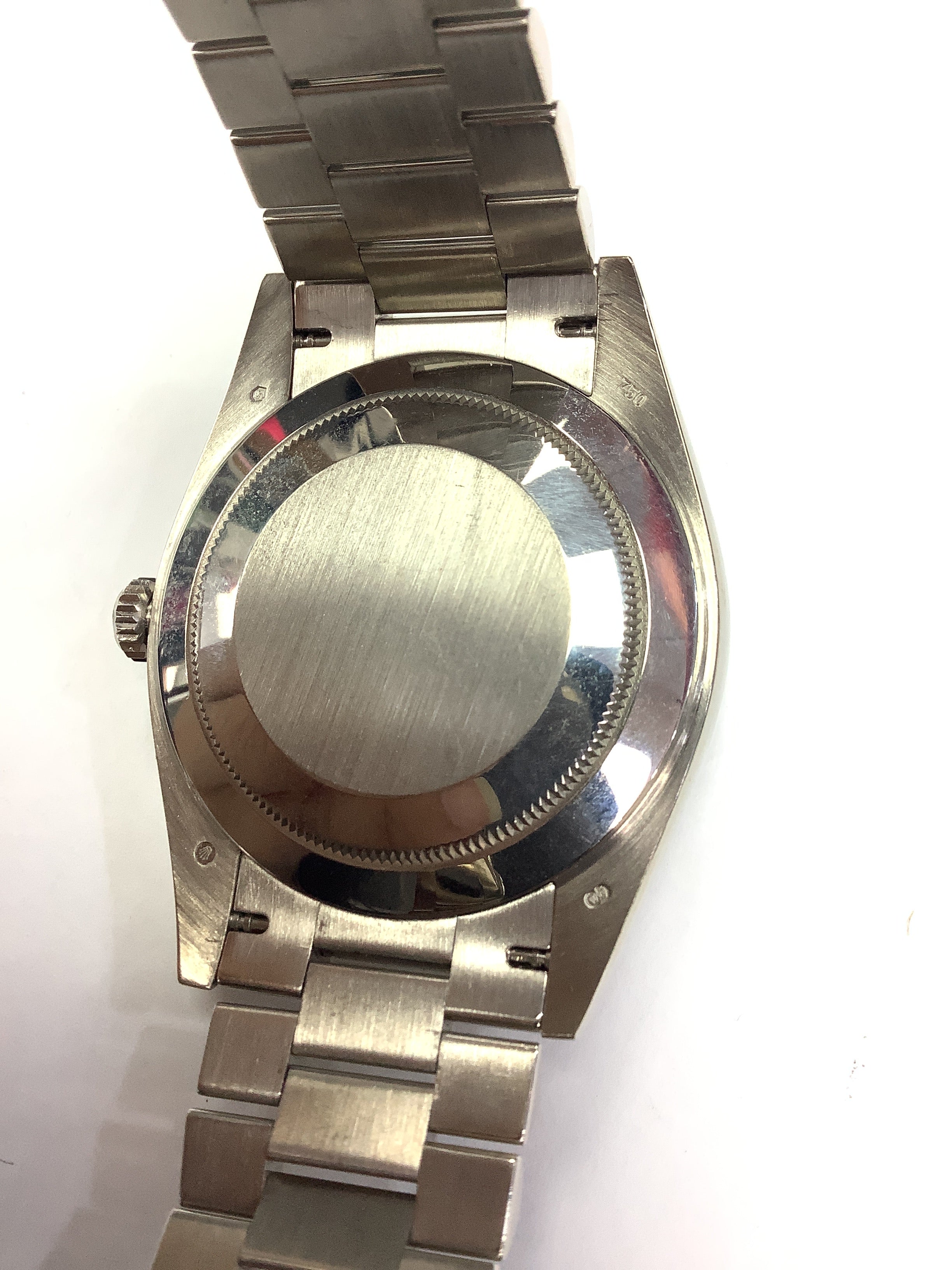 buckle_opened