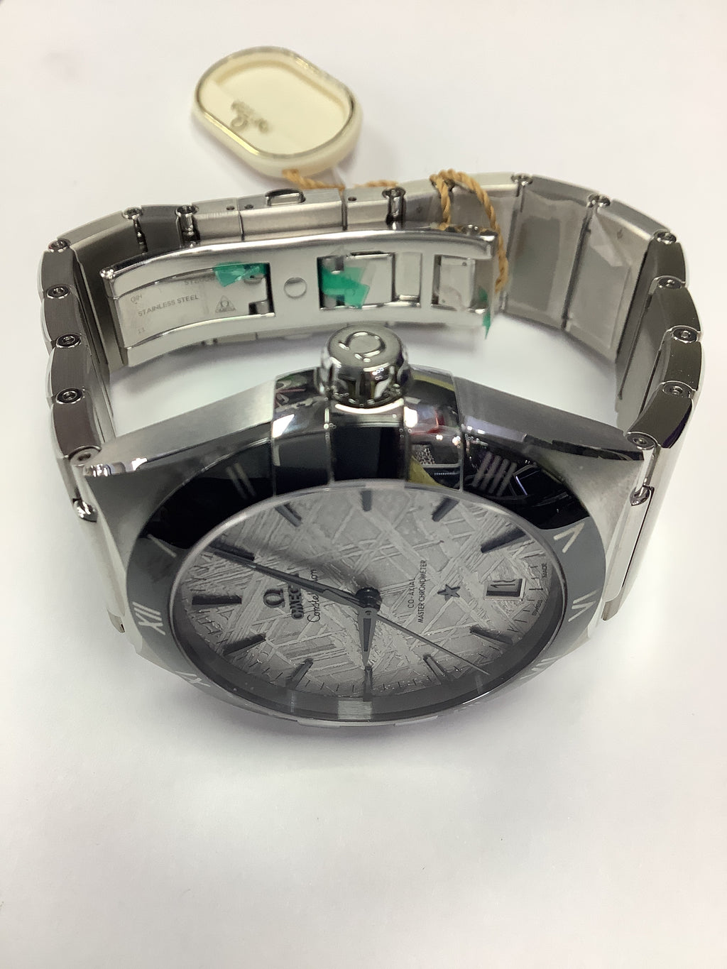 buckle_opened