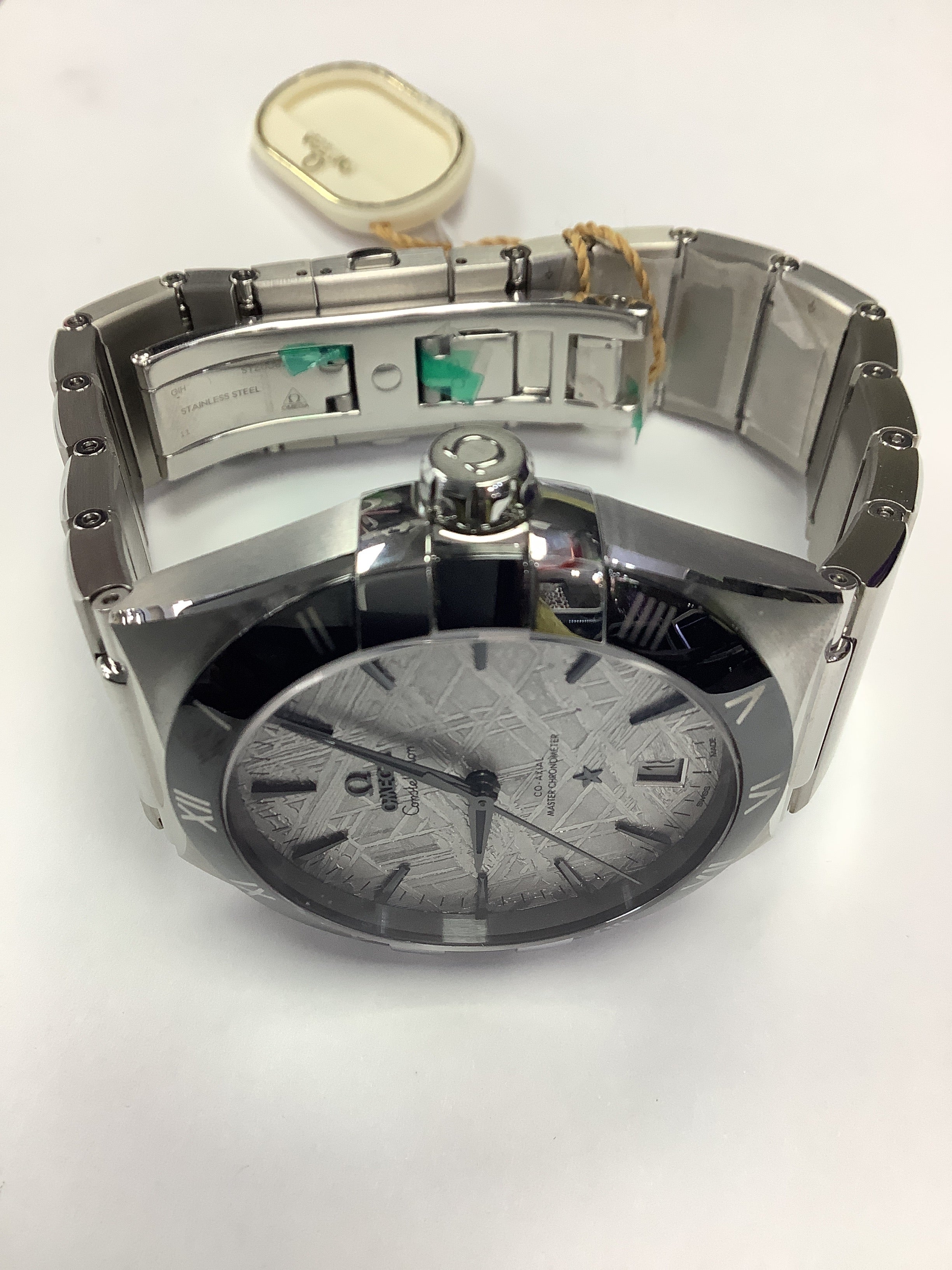 buckle_opened