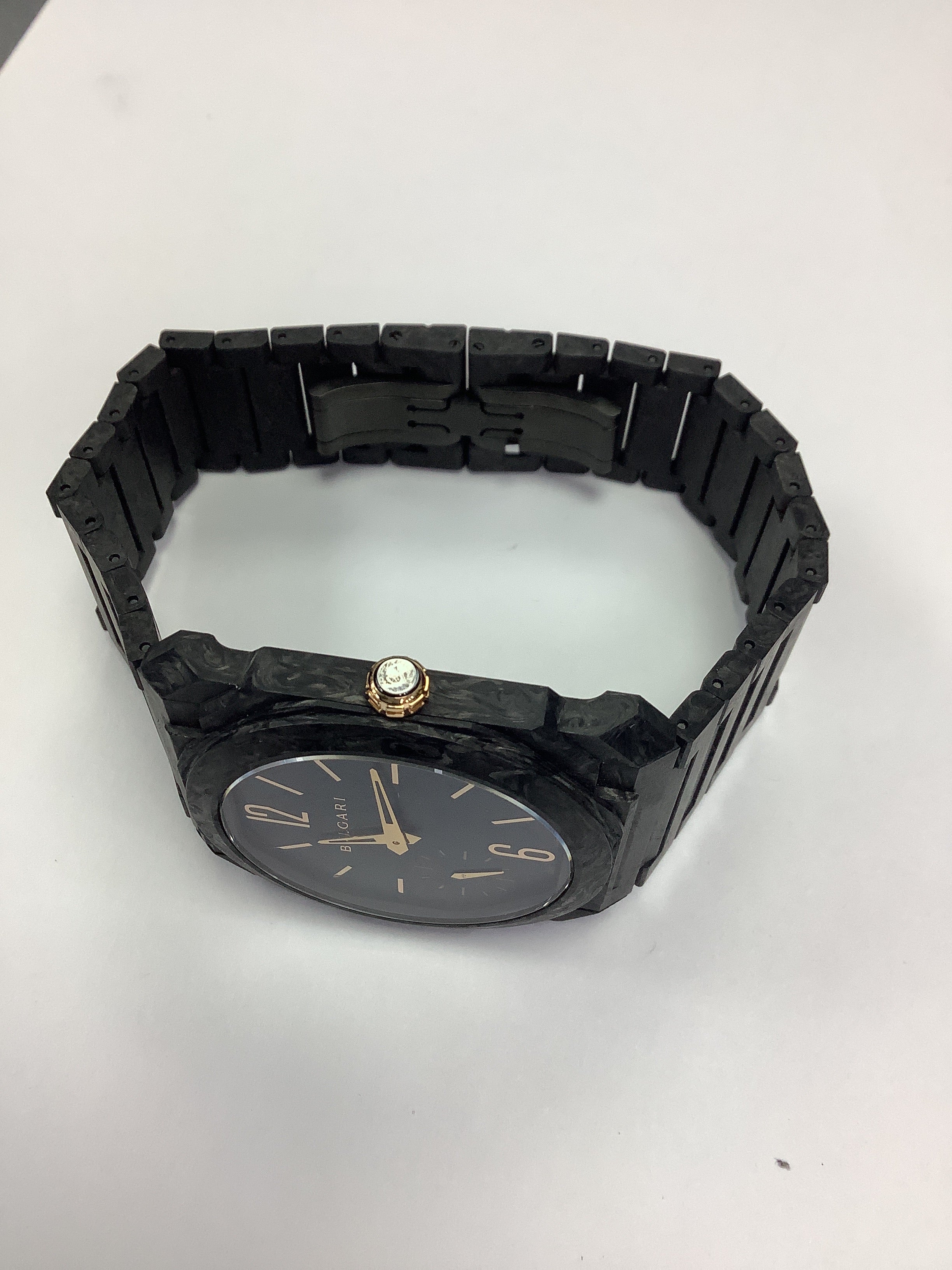 buckle_opened