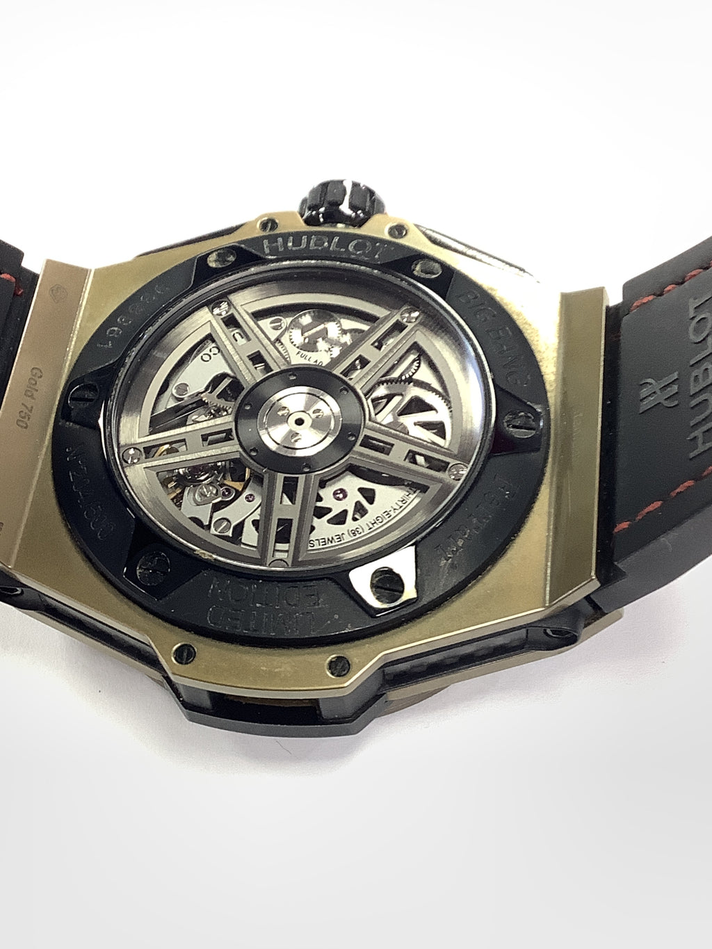 buckle_opened
